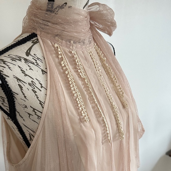 Ryu Blush Pink Midi Dress - Picture 3 of 8